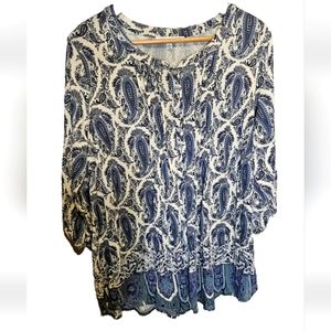 Rose And Olive XL 95% Rayon 3/4 Sleeve Blue Floral Shirt Womens With Buttons